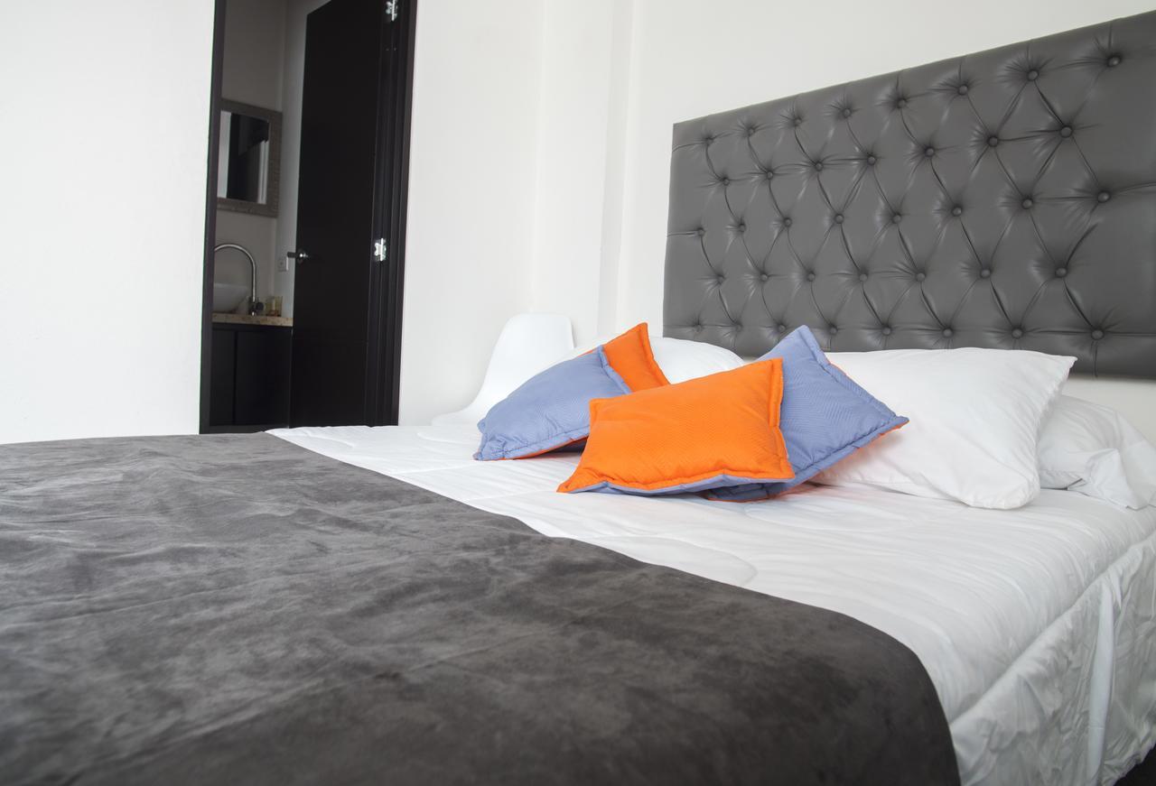 Hotel Grand H&R Вилета Екстериор снимка