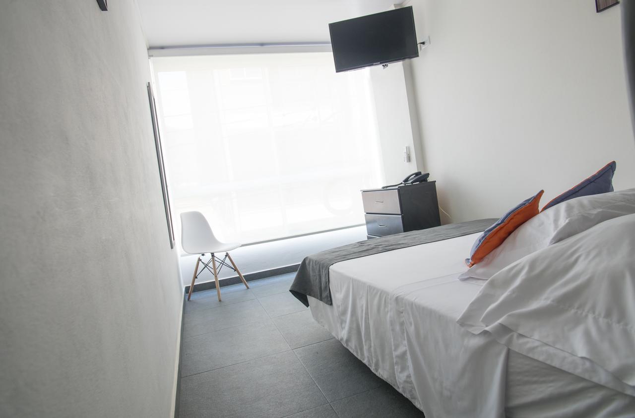 Hotel Grand H&R Вилета Екстериор снимка